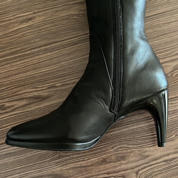 Stuart Weitzman Over-the-knee high boots - Picture 10 of 14